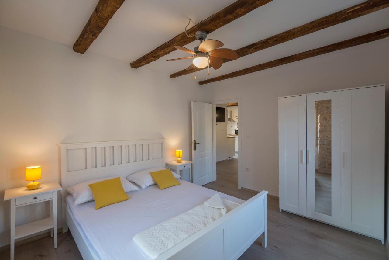 Apartments Bepi Komiža Extérieur photo